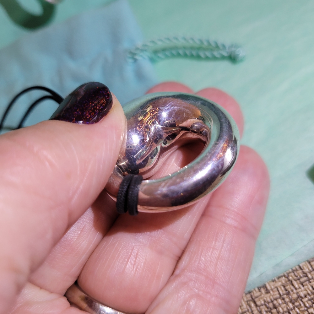 Tiffany & Co. RARE 33mm XL Eternal Circle Silver Pendant with 32" Tiffany Cord - Picture 6 of 11